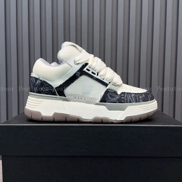 New Colours Fashion Women Sneakers Top Quality Soft Casual Shoes Size 35-46 Woman Shoes Loafers Men