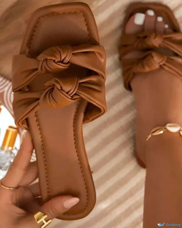 OrcaJump - Estilosas zapatillas de dedo cuadrado con doble tira y elegante detalle de nudo - marrón, US8.5