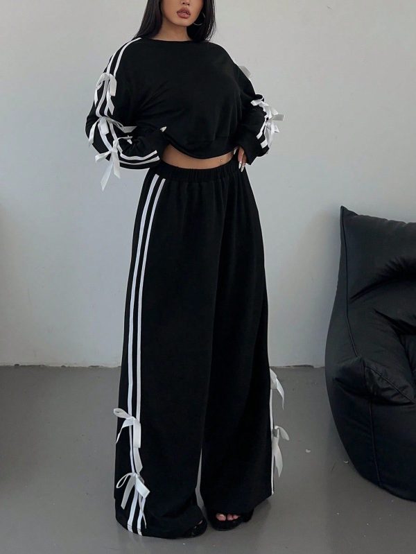 2 Pcs Plus Size Bowknot Decor Striped Casual Black Sweatshirt Set For Autumn, Chic Style