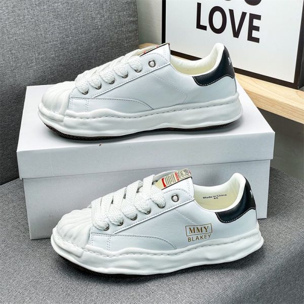 New Style Wears Fashionable and Beautiful New Genuine Leather Canvas Casual Sports Shoes