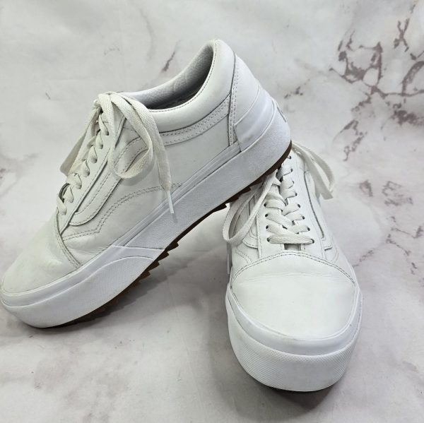 Vans Shoes | Vans Shoes Women 10 Men 8.5 White Platform Low Top Lace Old Skool Ward Sneaker | Color: White | Size: 10