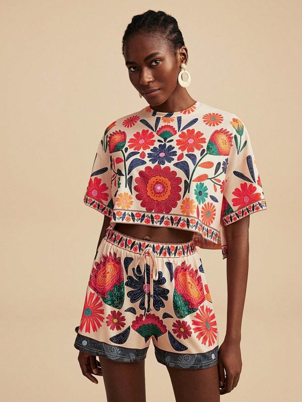 2pcs Women Floral Print Short Sleeve Shirt And Shorts Suit, Casual Holiday Style,Suitable For Summer,Summer Outfits For Women,Summer , Summer Clothes,Women,Concert Outfit Women,Boho,Tropical Vacation,Summer Sets